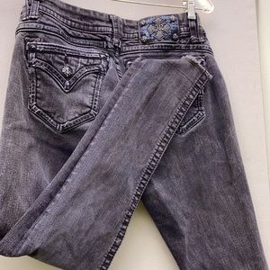 In good condition black miss me skinny jeans size 29